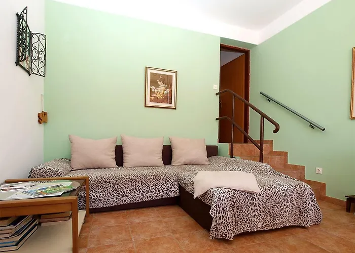 Apartments Kada 1571